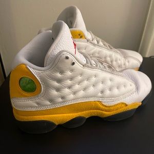 Men’s Nike Air Jordan Retro Del Sol Yellow & White, size Mens 7